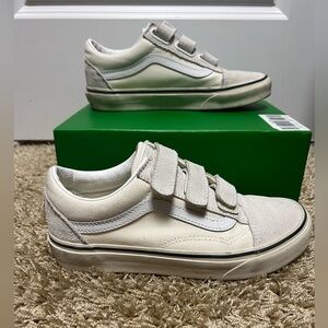 Vans Old Skool V Shoe